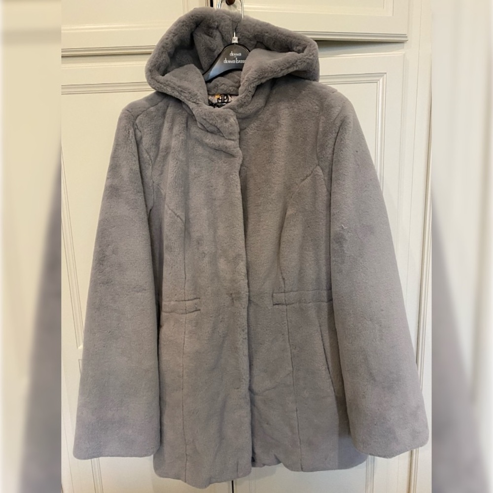 DENNIS BASSO-SILVER GRAY FAUX FUR COAT HOODIE